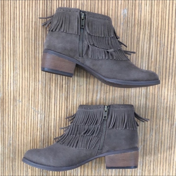 Naughty Monkey Taupe Suede Leather Fringe Ankle Booties Boots 
Size 8 - Picture 5 of 8